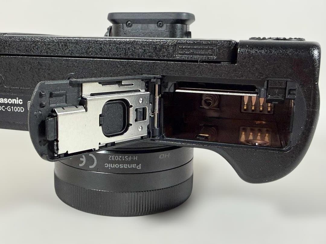 【極美品】LUMIX DC-G100DV トライポッドグリップキット