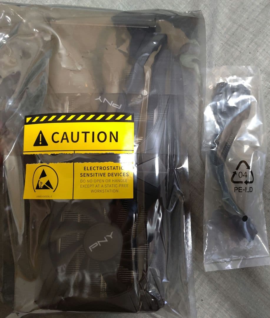 グラフィックボード・グラボ・ビデオカード PNY GEFORCE RTX 4070 SUPER 12GB