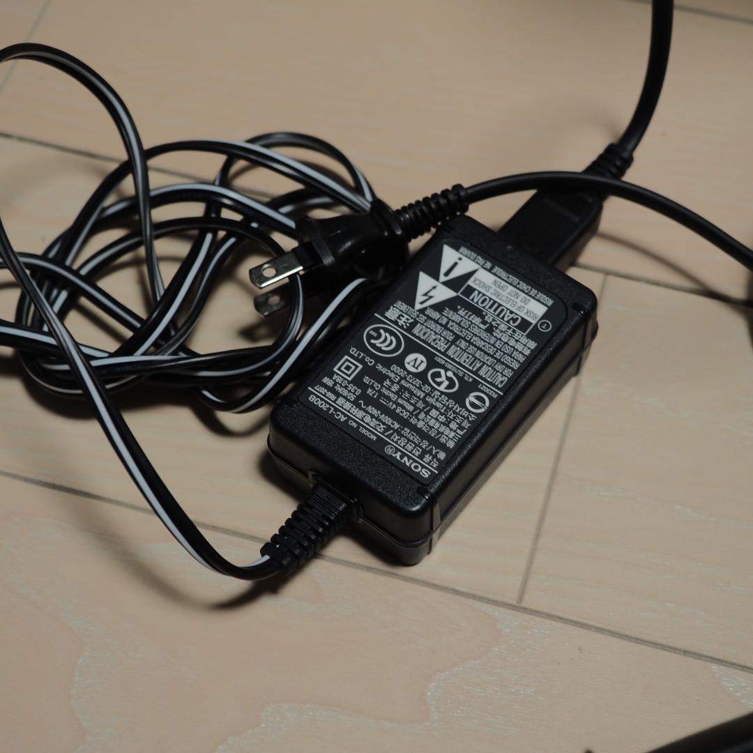 SONY HDR-SR12 フルハイビジョン　ナイトビジョン　ビデオカメラ