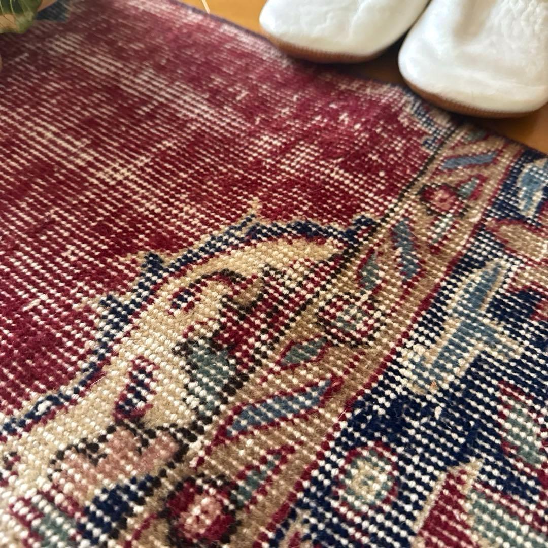 52×96 エンジ色　ボタニカル　擦れシャビー　トルコヴィンテージラグ