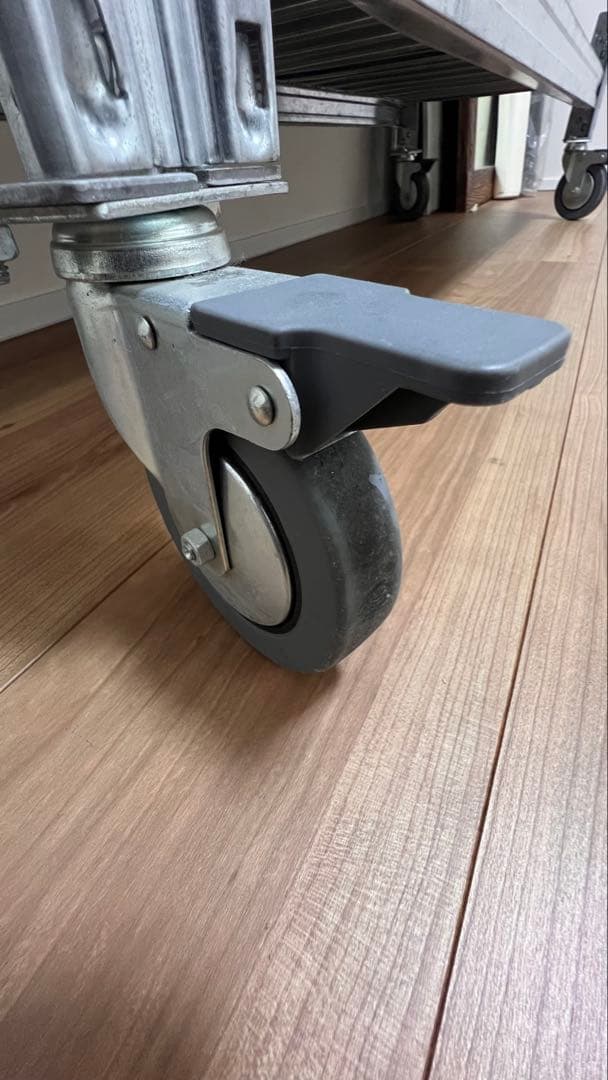 お引き取り限定　藤沢市　中古　LSISTEM メタルシステム　ラック