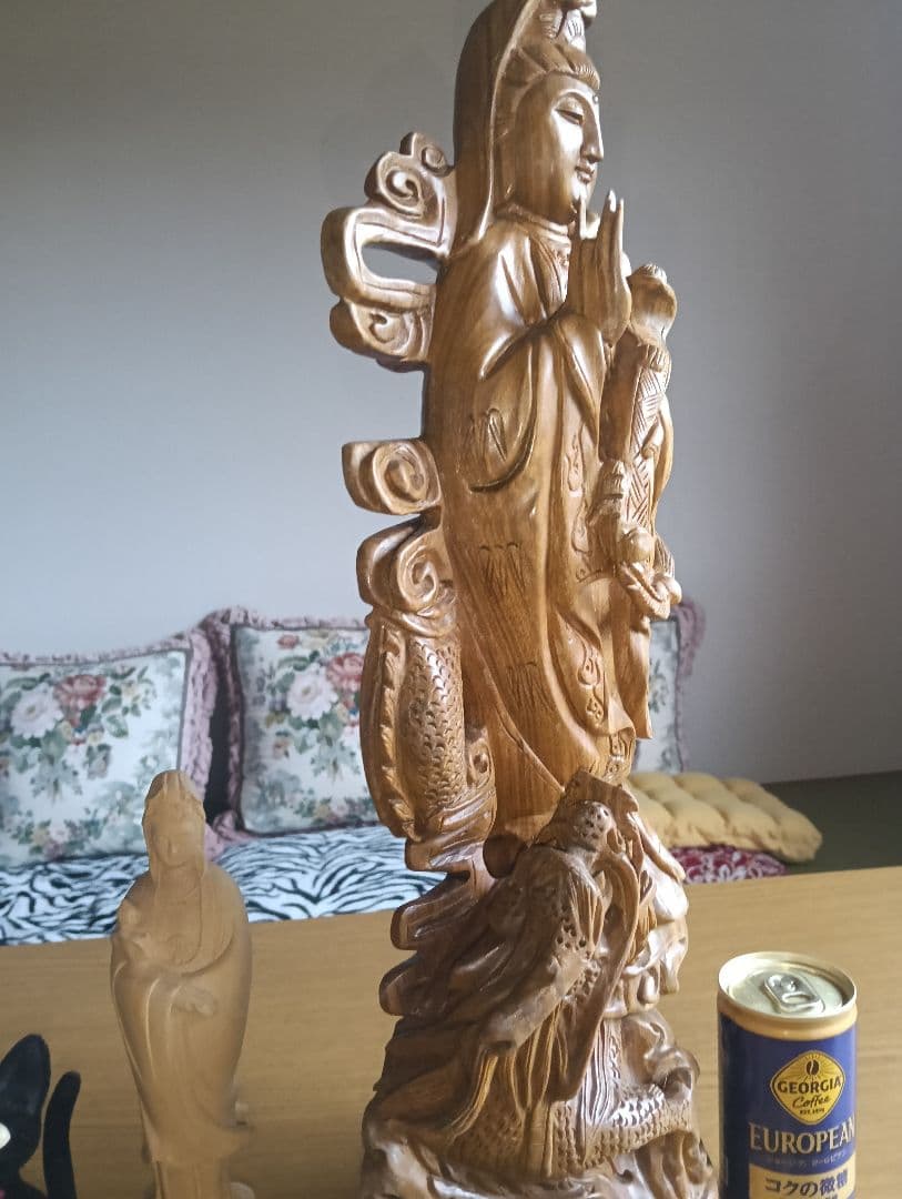 ☆【掘り出し物】☆龍上如意観音と小さな菩薩、ともに木彫り