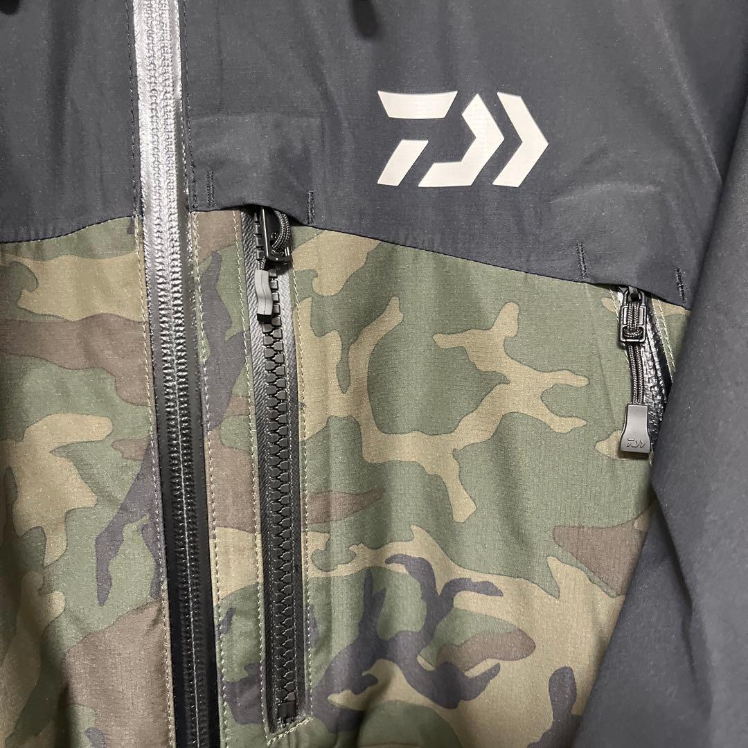 ダイワ　ゴアテックスレインスーツ　レインコート