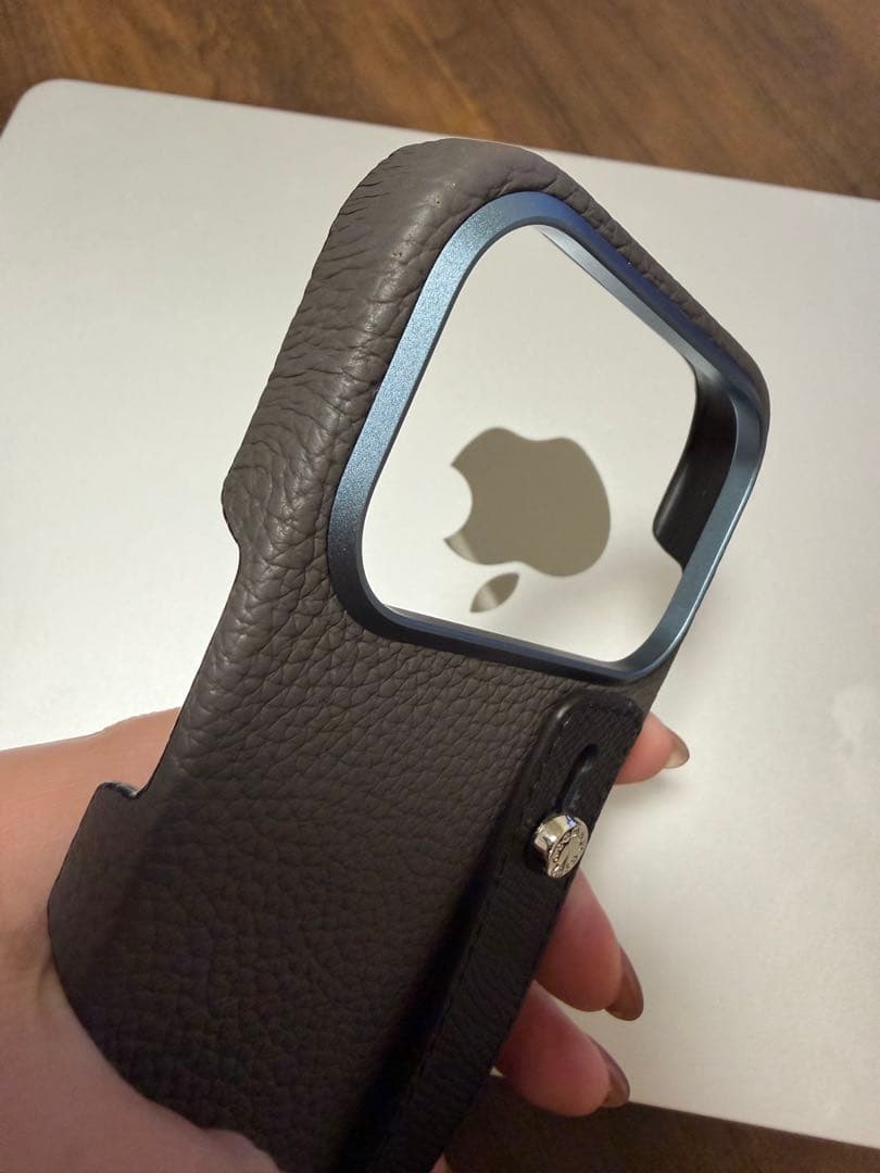 【再値下げ♡】iPhone17pro専用 バックカバーケース シュリンクレザー