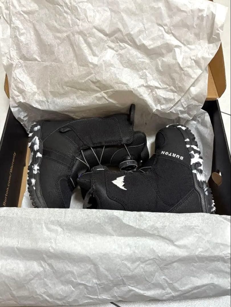 美品！BURTON BOA 子ども用スノーボードブーツ　17.5 18.5センチ