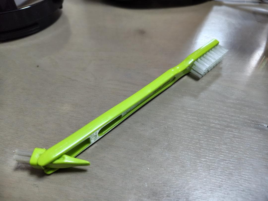 ヒューロムHurom スロー ジューサー H-AA-RBA17 フェラーリレッド