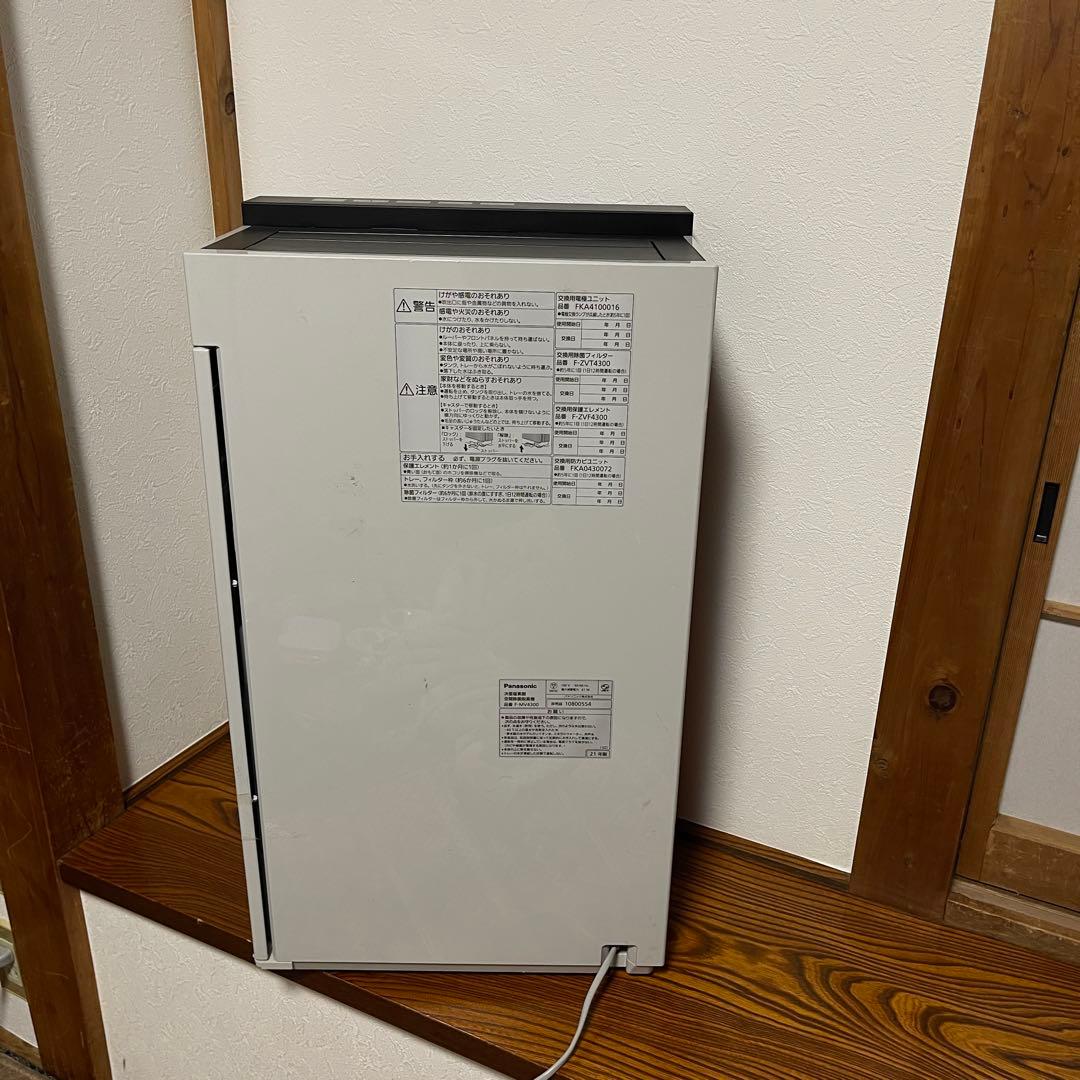美品パナソニック空間除菌脱臭機加湿付き高級ジアイーノFMV4300動作品