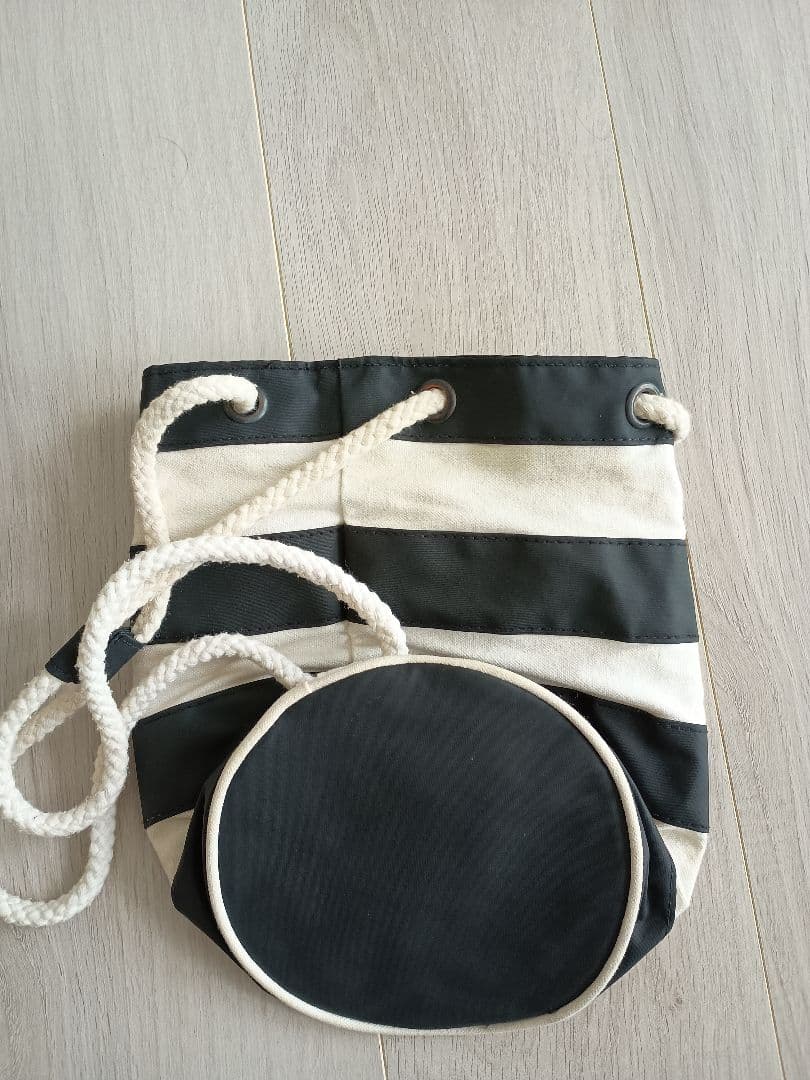 CHANEL ノベルティ プールバッグ　巾着