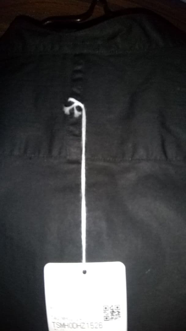 新品タグ付き マーガレット・ハウエル 黒ブラウス 綿１００%