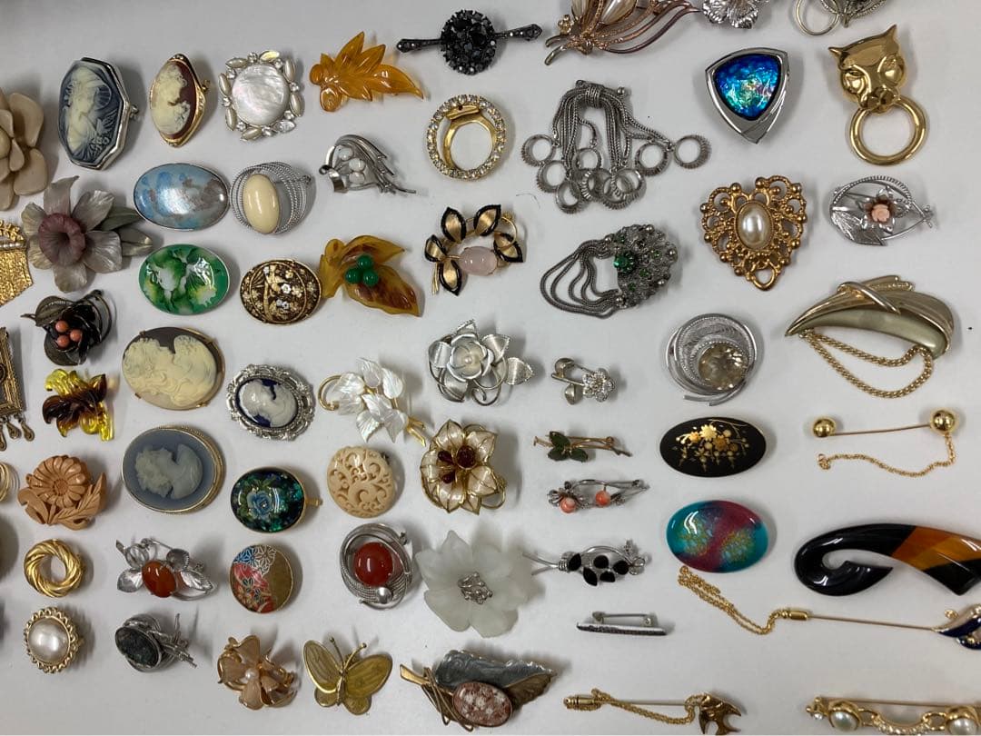 レディース　アクセサリー　プローチ　真珠　宝石　プローチ71点まとめ売り