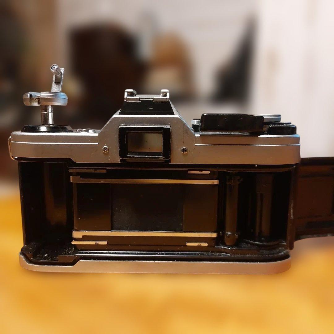 Canon AE-1 フィルム一眼レフカメラ