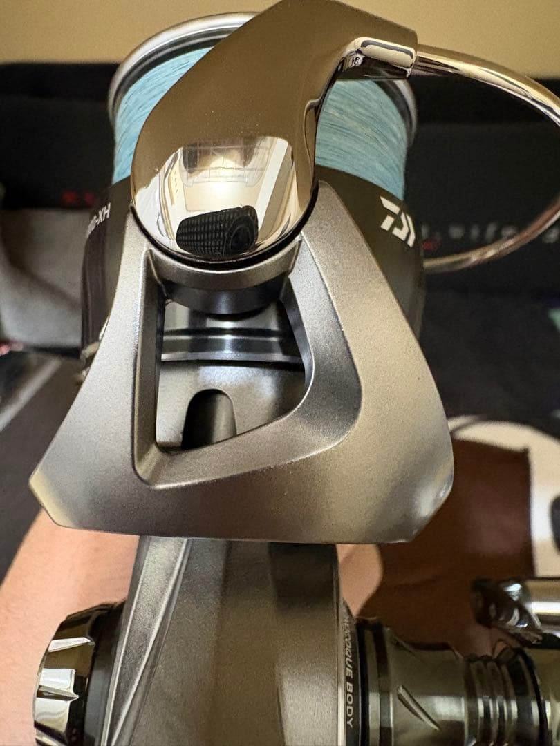 ダイワ25カルディア　LT3000xh カスタムハンドル付き　美品！