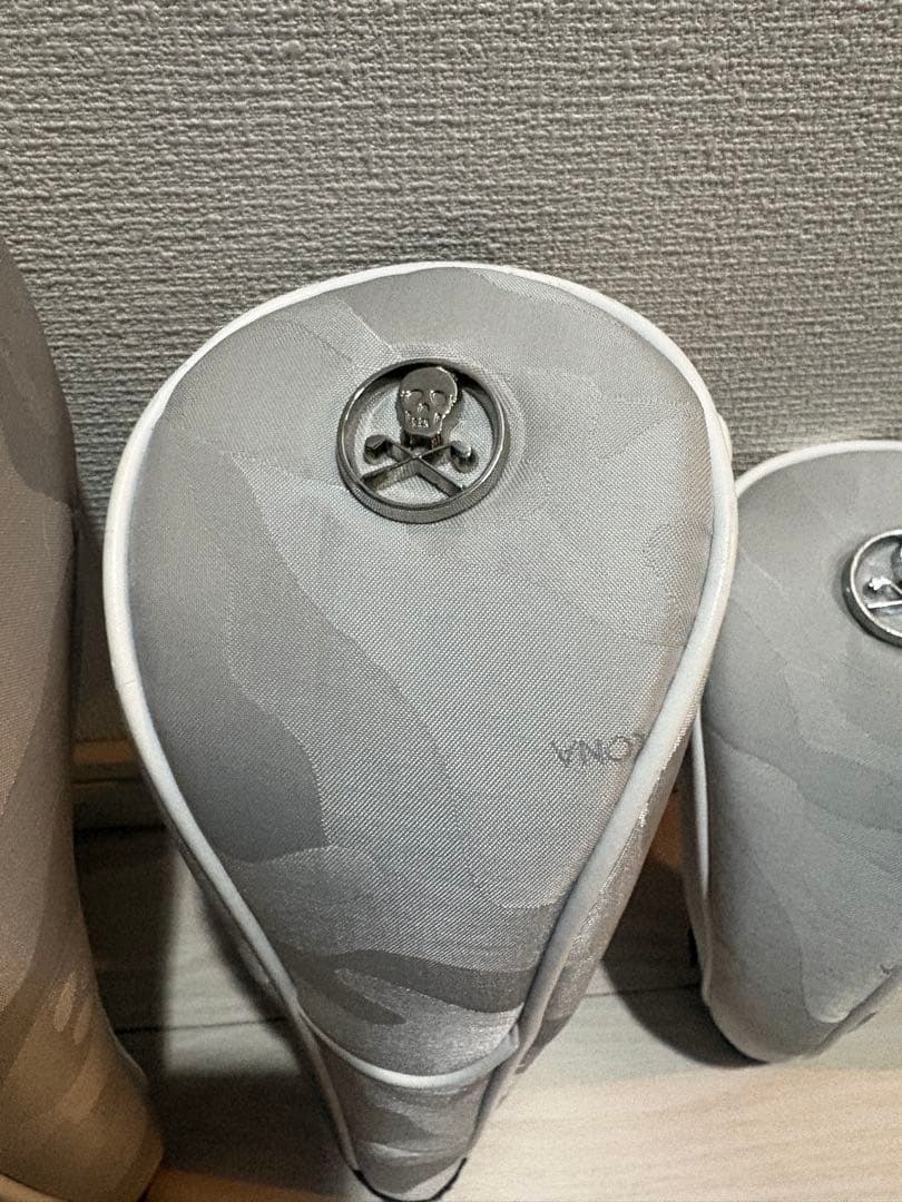 マークアンドロナ　ヘッドカバーセット　DR・FW ・UT×2個　計4個セット