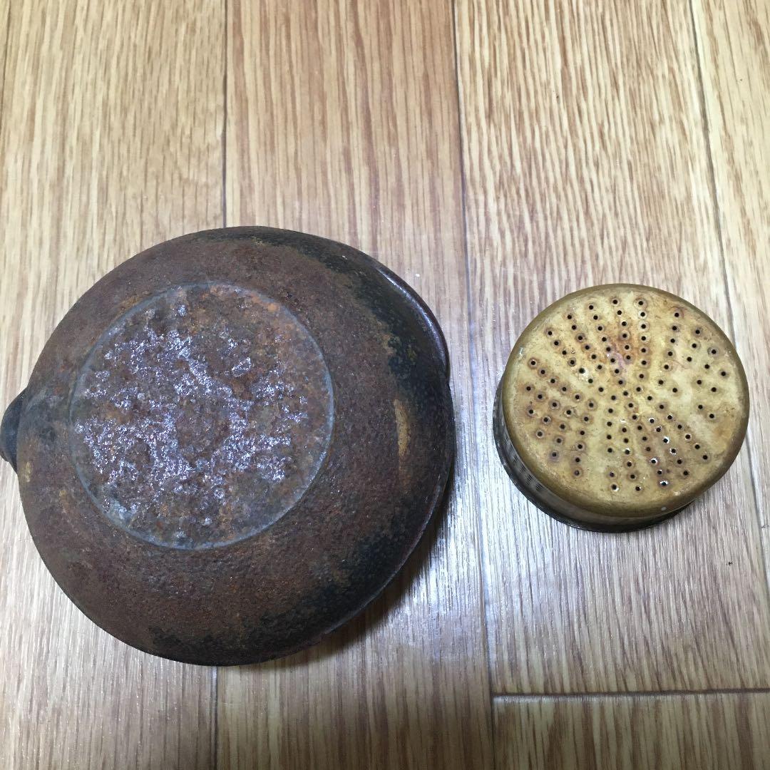 1005 鉄器 鉄瓶 小 花 桜 梅 ミニチュア その2