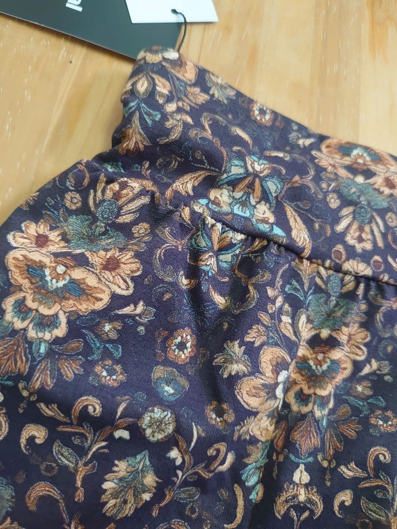 新品未使用　Admiral レディススコート ATLA553 BRW M