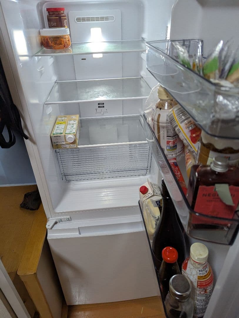 SHARP SJ-D18H-W 冷蔵庫 179L　2022年製