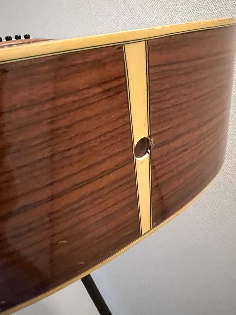 Pearl アコースティックギター　ラウンドショルダー