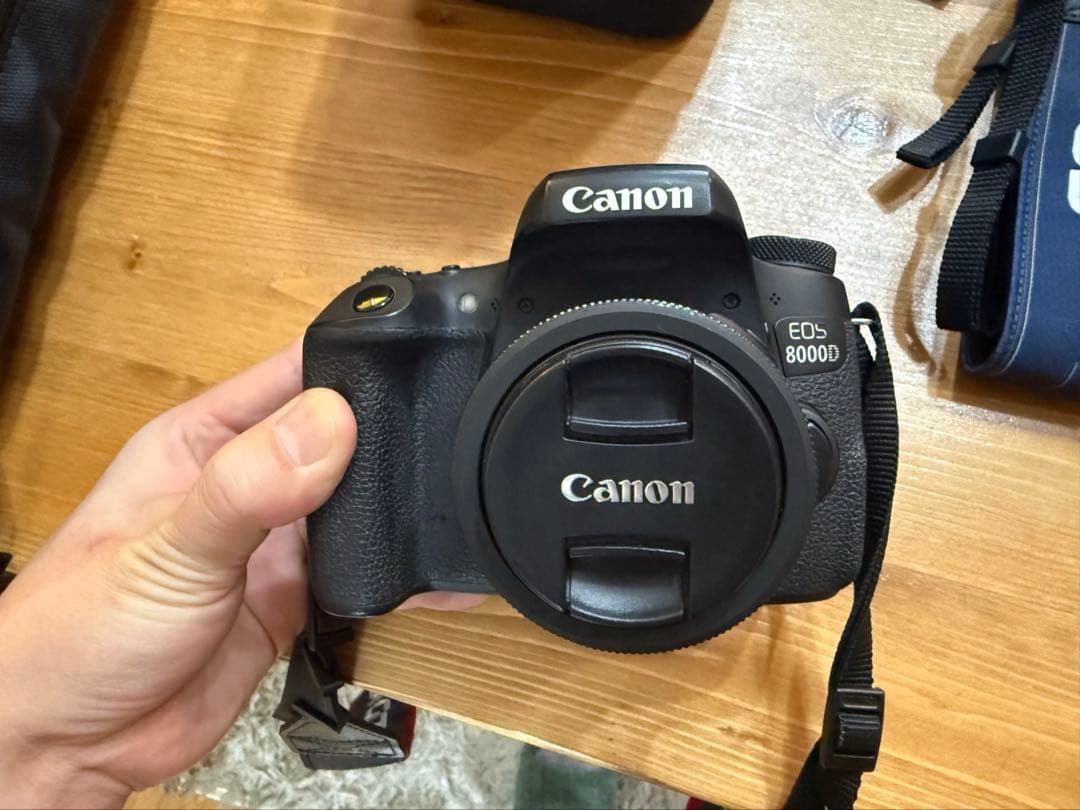 Canon EOS 8000D デジタル一眼レフカメラ