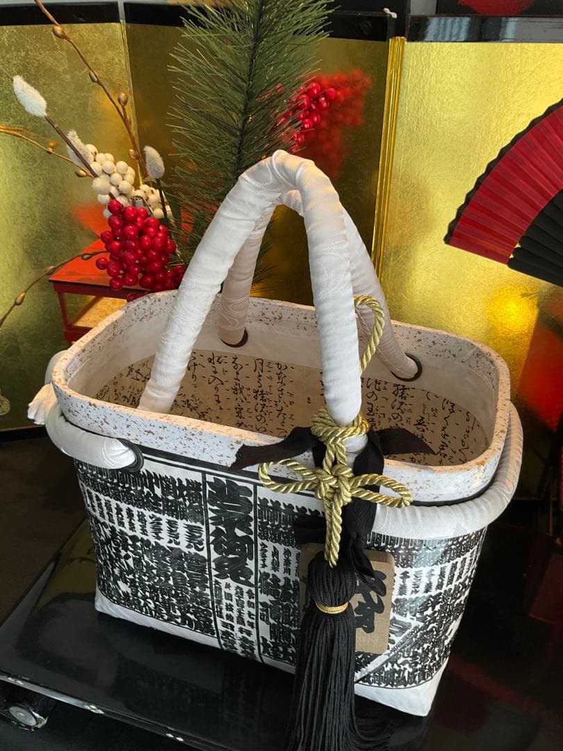 一閑張り　大相撲　相撲番付表　和風　黒白文様　かごバッグ