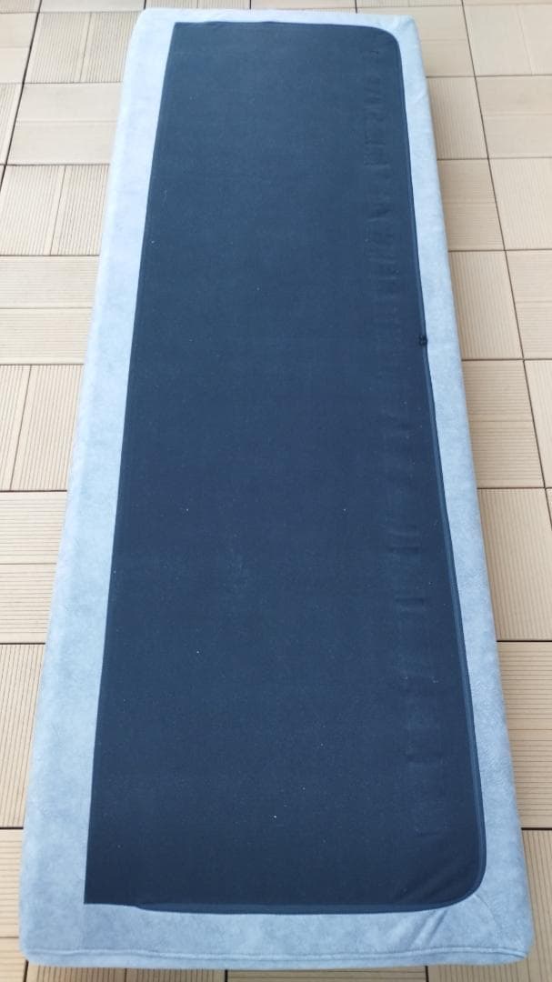 【美品】ナガノインテリア　friendly!!　座クッション 　グレーAF832