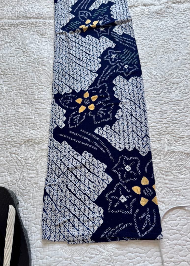 粋で大人な浴衣 ◆ 有松絞り 草花文 柄も仕立ても素晴らしいお勧めの逸品