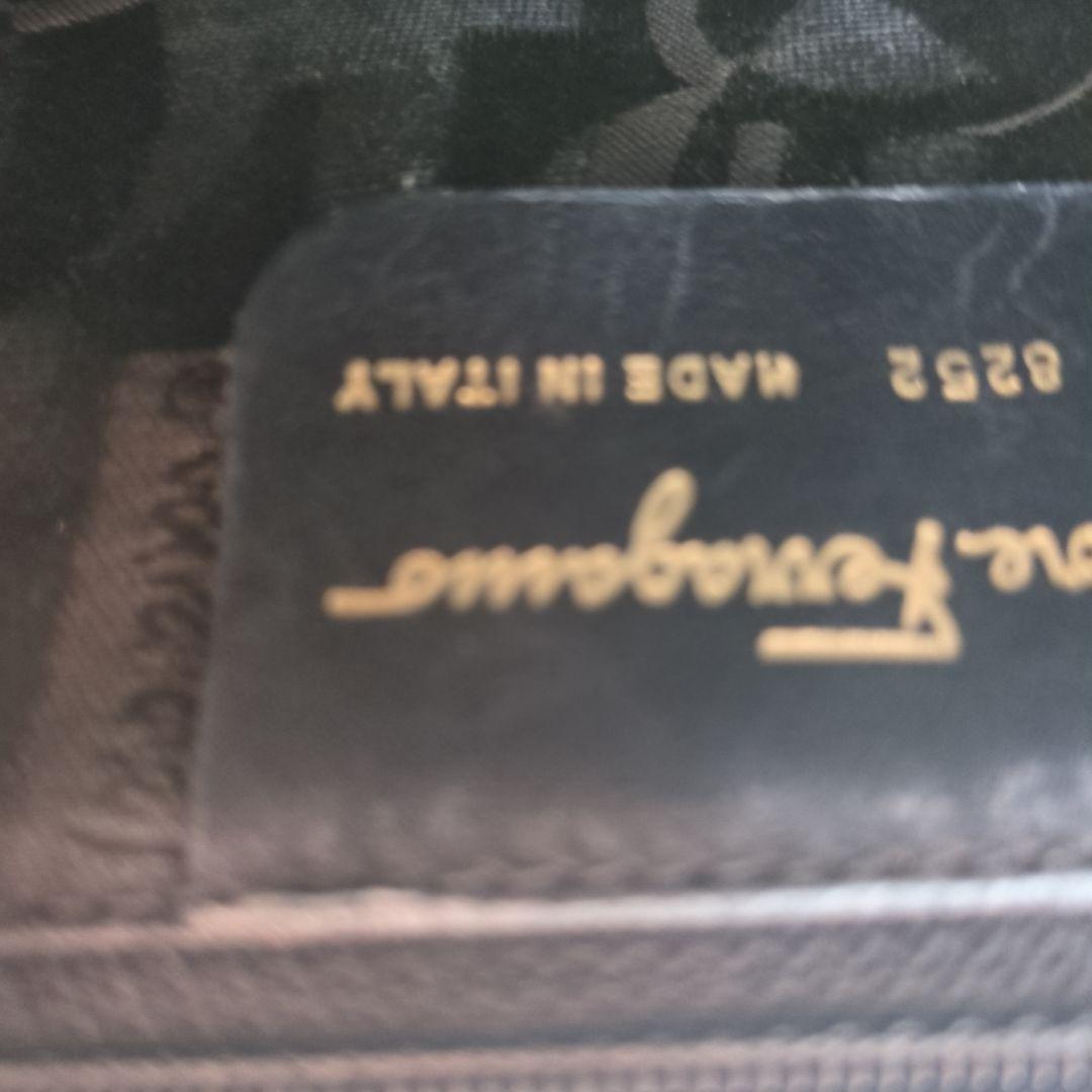 Ferragamo ブラック クロコダイル風 バッグ