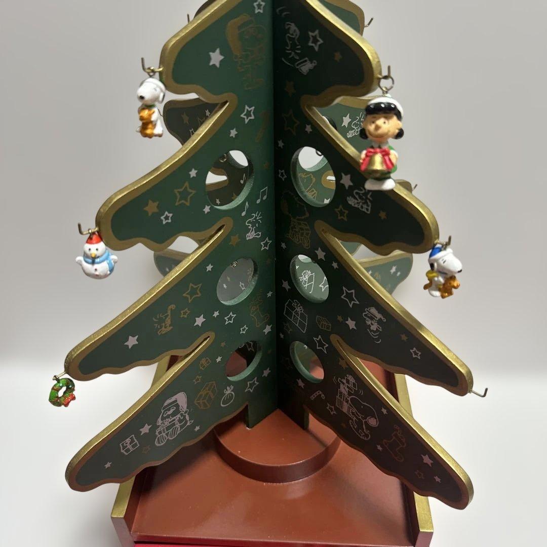スヌーピー　PEANUTS クリスマスツリー アドベントカレンダー