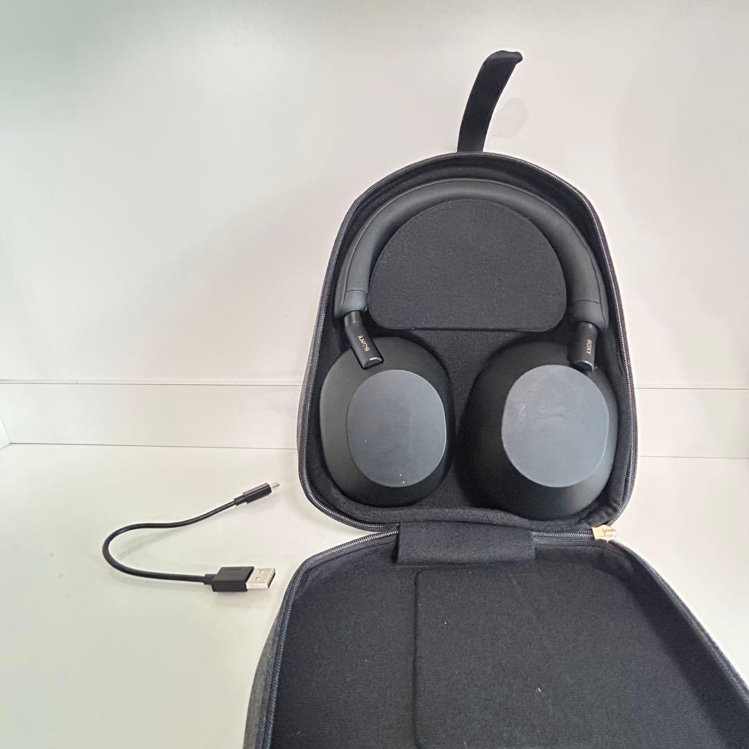 SONY WH-1000XM5 ワイヤレスヘッドホン ブラック【ケース付き】