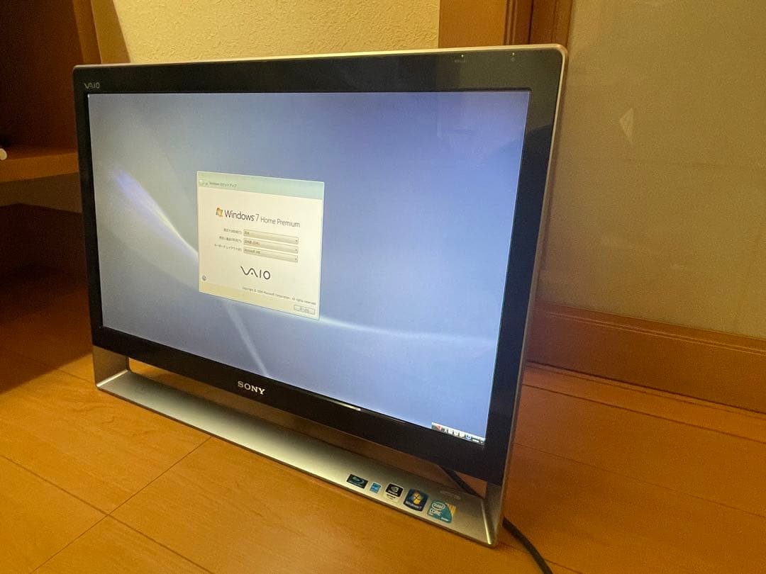 ★ソニー VPCL 128F J/S VAIO パソコン本体と付属品