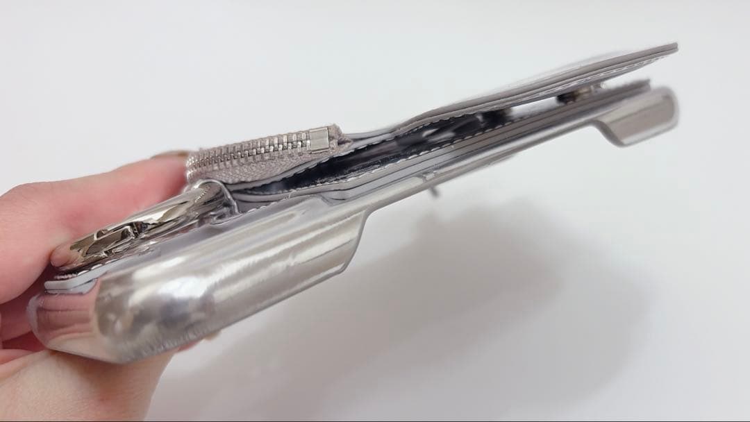 ajew glow heart case グローハートケース iPhone17