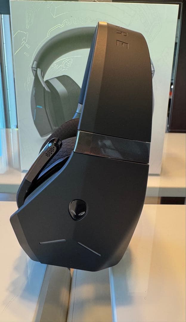 ALIENWARE 7.1ch オーバーイヤー型AW988