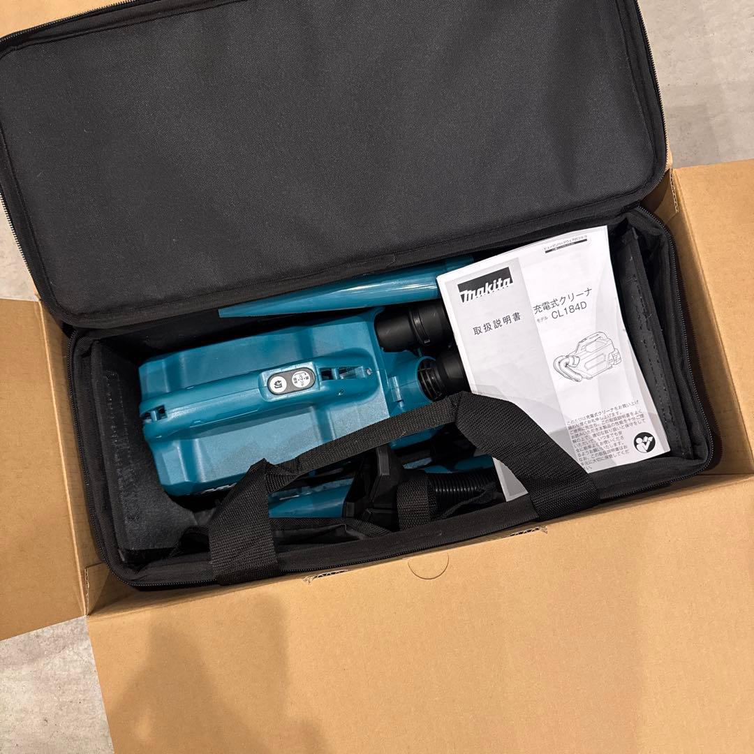マキタ　充電式クリーナー　CL184DZ