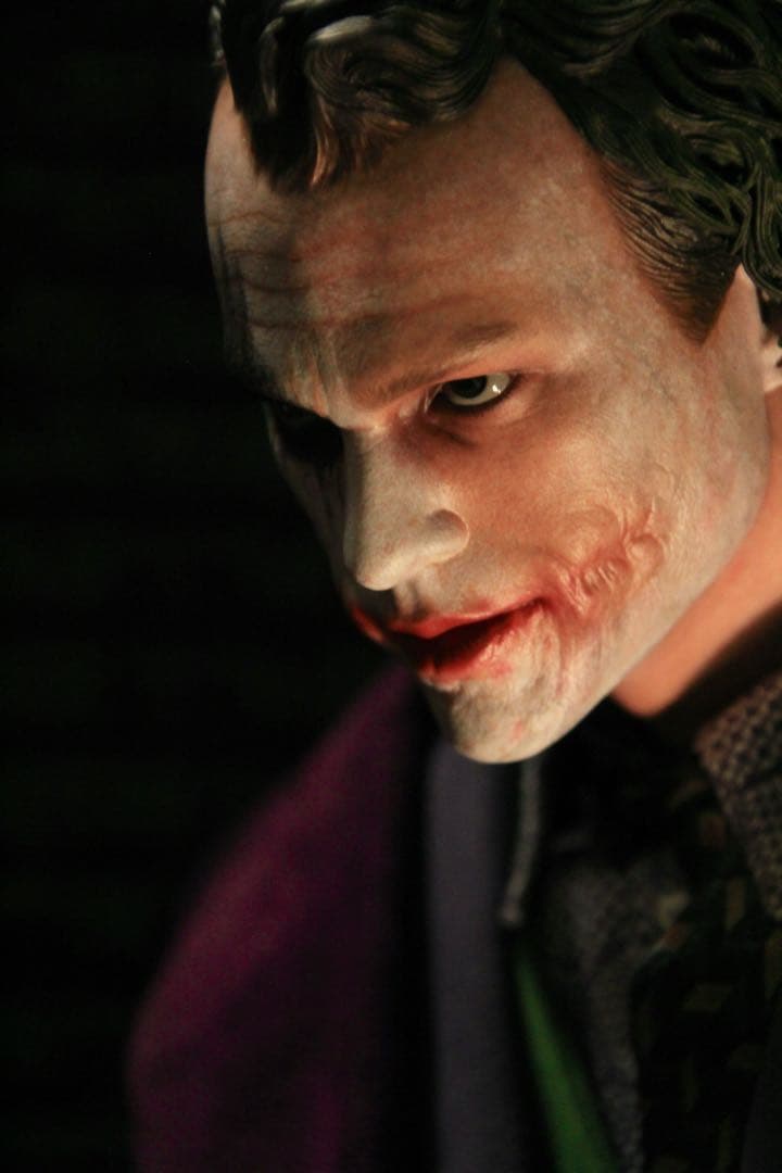 トイサピエンス限定 クオーター・スケール ジョーカー ホットトイズ　ダークナイト