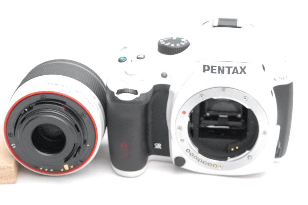 PENTAX K-50/PENTAX 18-55mm (良品）