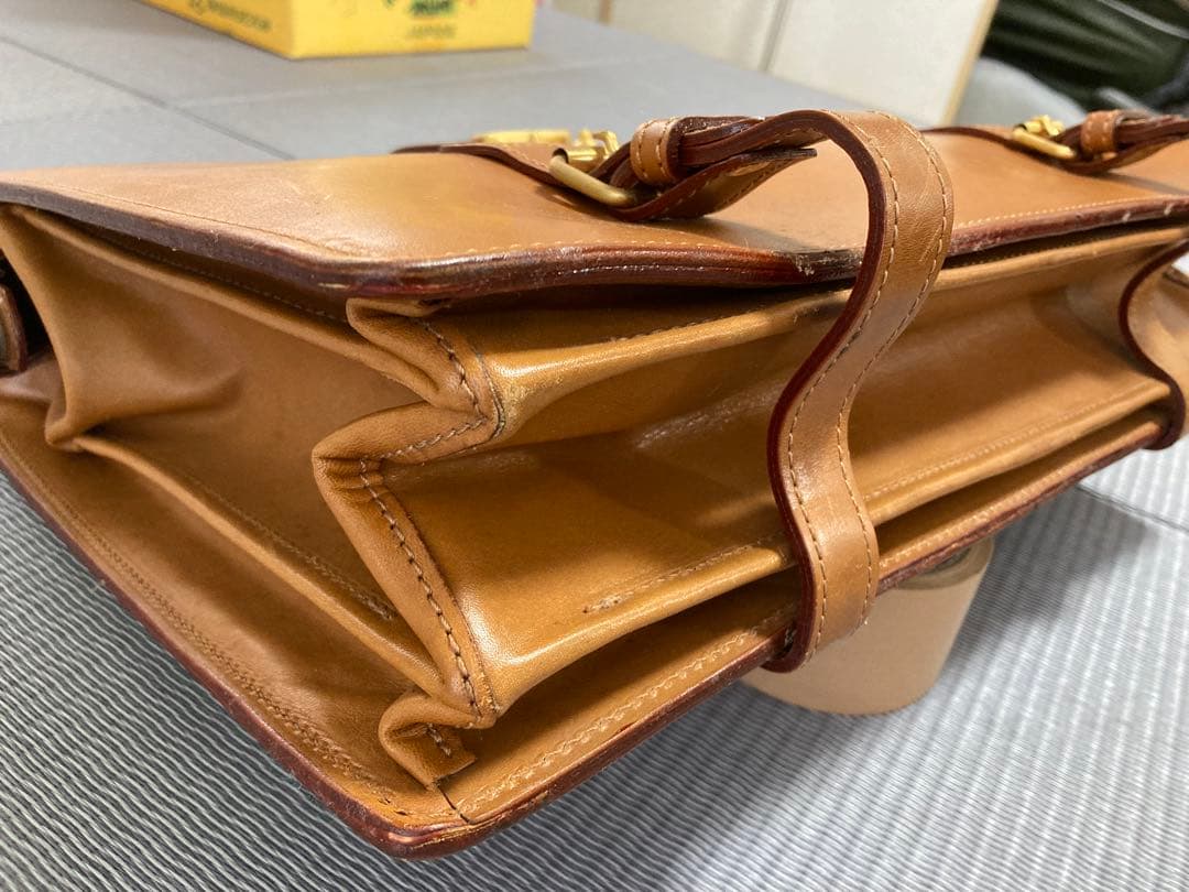 ⭐︎専用⭐︎値下 日本製 FIVE WOODS★高級 レザーダレス 林五★本革 鞄