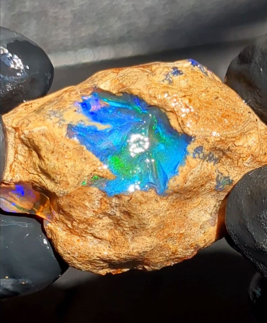 【79ct】エチオピア　オパール　原石　天然石　鉱物　標本　鉱石　ブルー