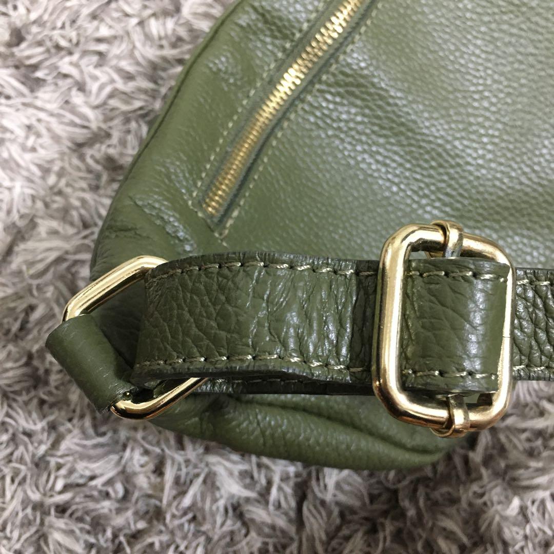 AULENTTI♫ オリーブグリーン ボディバッグ