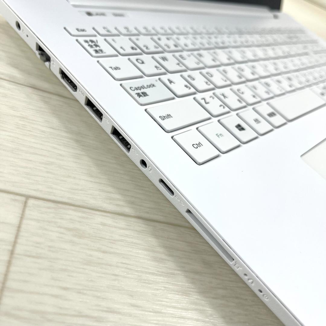 NEC LAVIE 第8世代 i7 SSD512GB メモリ12 ノートパソコン