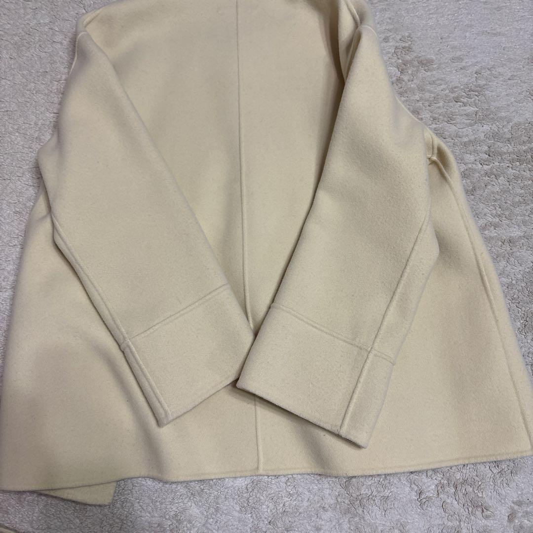 アニュアンスコート2024ベルト、ストールつき