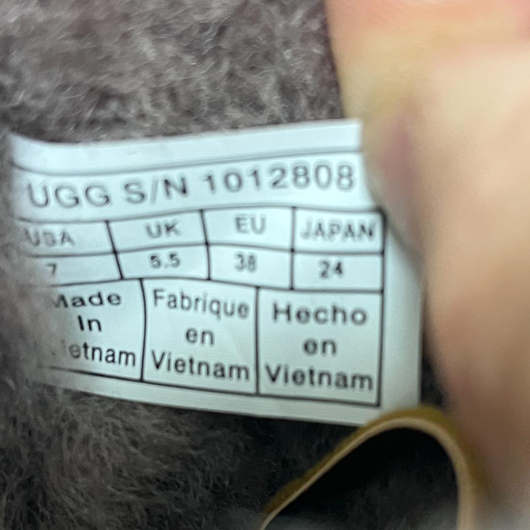 専用入手困難 未使用級 UGG ベイリーボウ風 ムートンブーツ パープル 24c