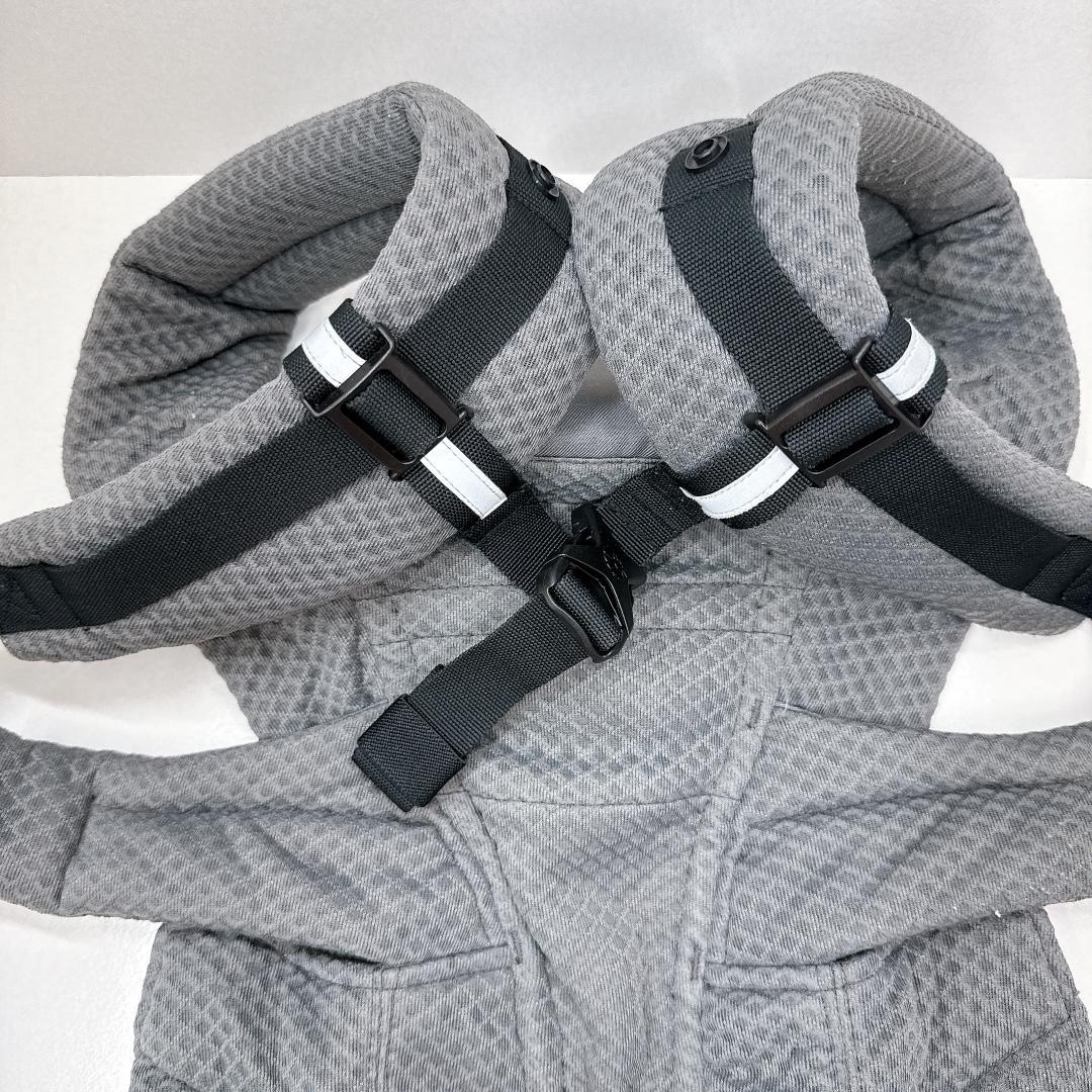 【美品】エルゴベビー オムニブリーズ ソフトフレックス グラファイトグレー