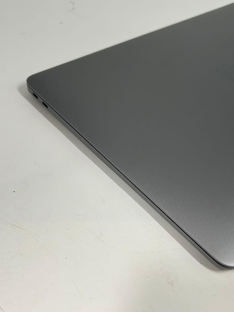 MacBook Air A2337 M1 8GB SSD 256GB 充電20回