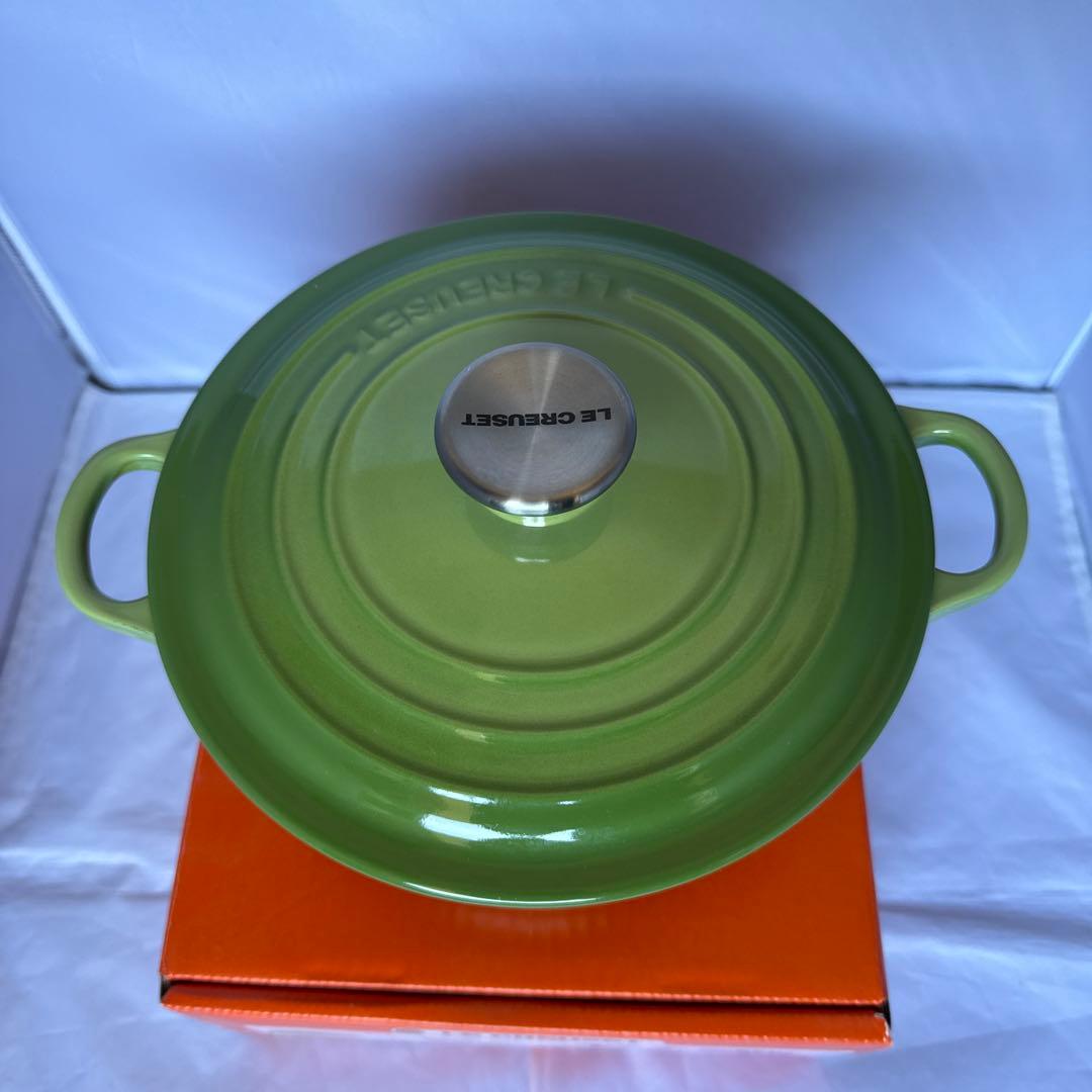 703　ル・クルーゼ 20㎝ 限定カラー PALM LE CREUSET