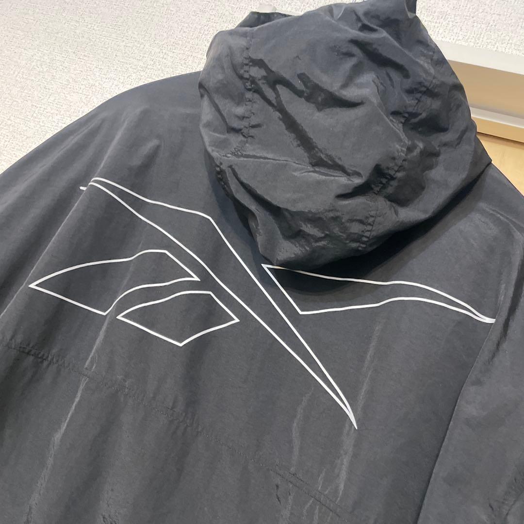 専用Reebok バックロゴ ナイロン 上下 アノラックパーカー トラックパンツ