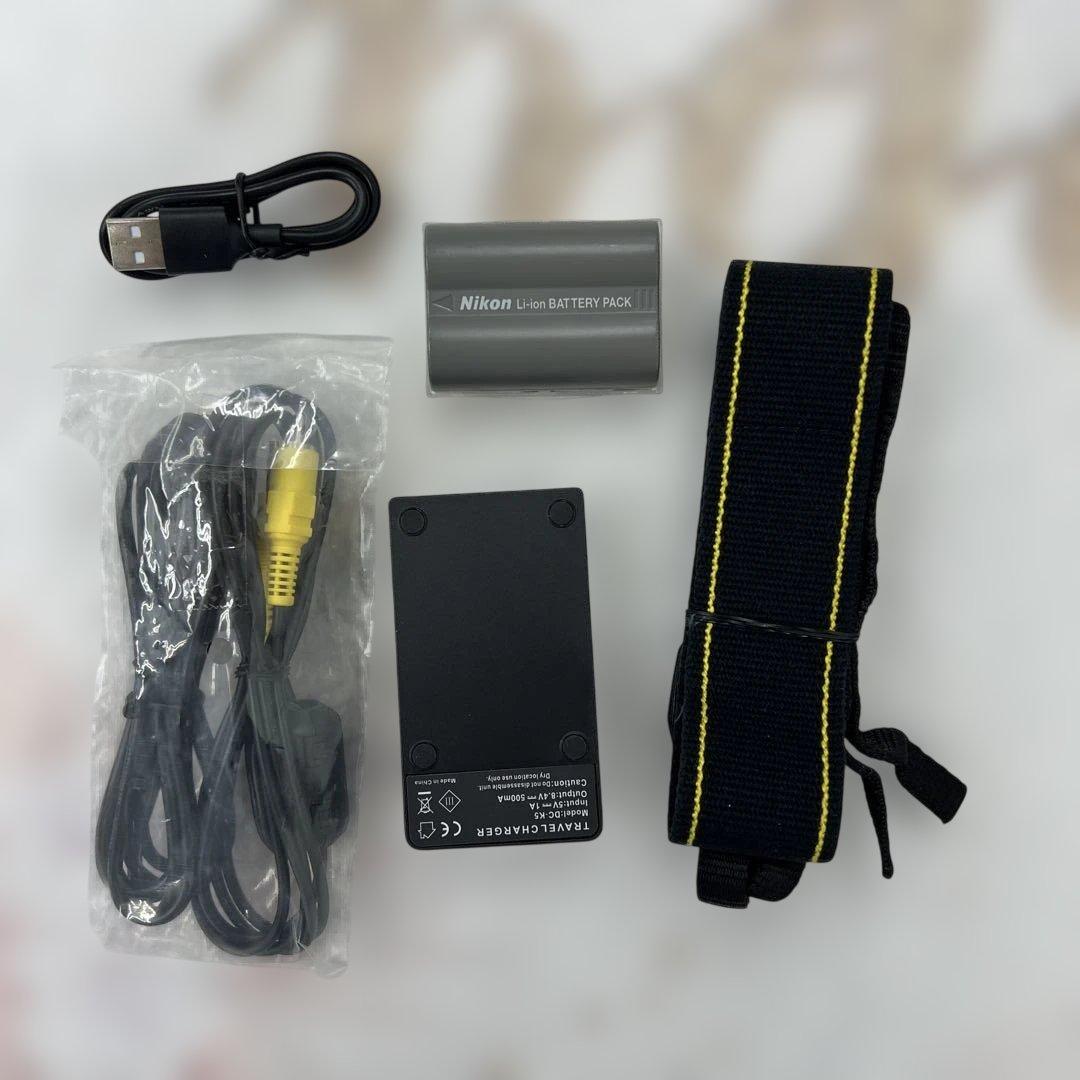 261259 Nikon デジタル一眼レフカメラ D200 ボディ本体