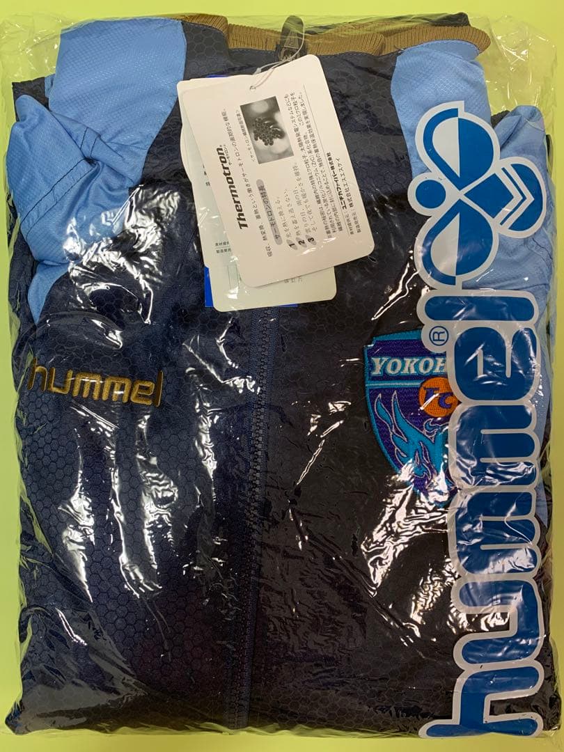 横浜FC hummel オーセンティックモデル　レインジャケット　新品未使用