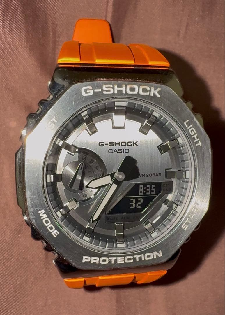 sige CASIO G-SHOCK GM-2100-1AJF
