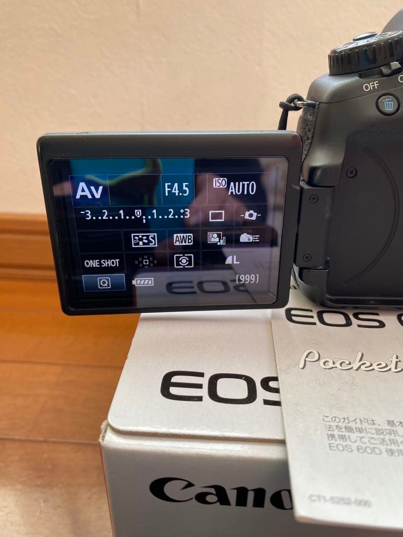 キャノン EOS 60D▪️望遠レンズ2本、標準レンズ1本　バッテリー2個付き