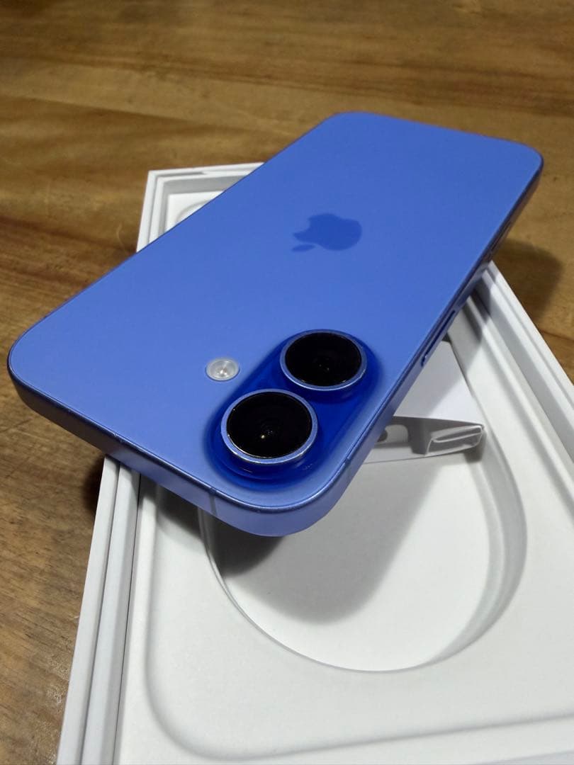 iPhone 16 ブルー 256GB SIMフリー 画面割れあり