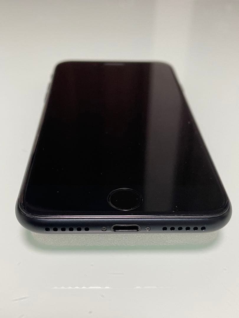 iPhone SE 第3世代 64gb ミッドナイト バッテリー100%